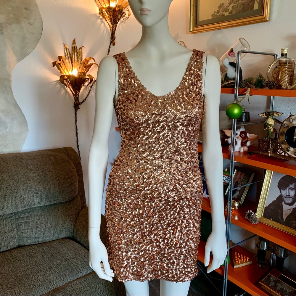 *SOLD* Gold Sequin 60’s style mini dress